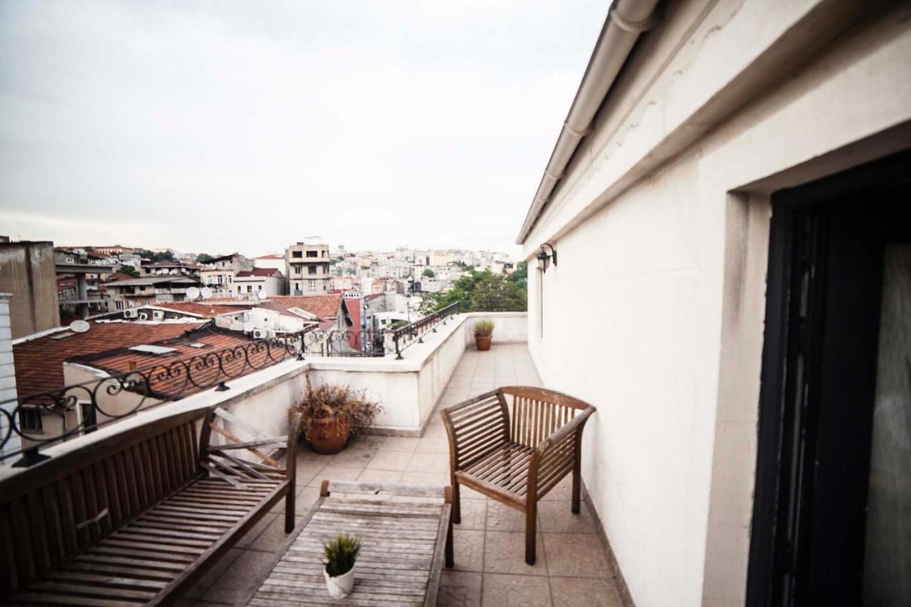 Galata Cicek Suites Istanbul Exterior photo