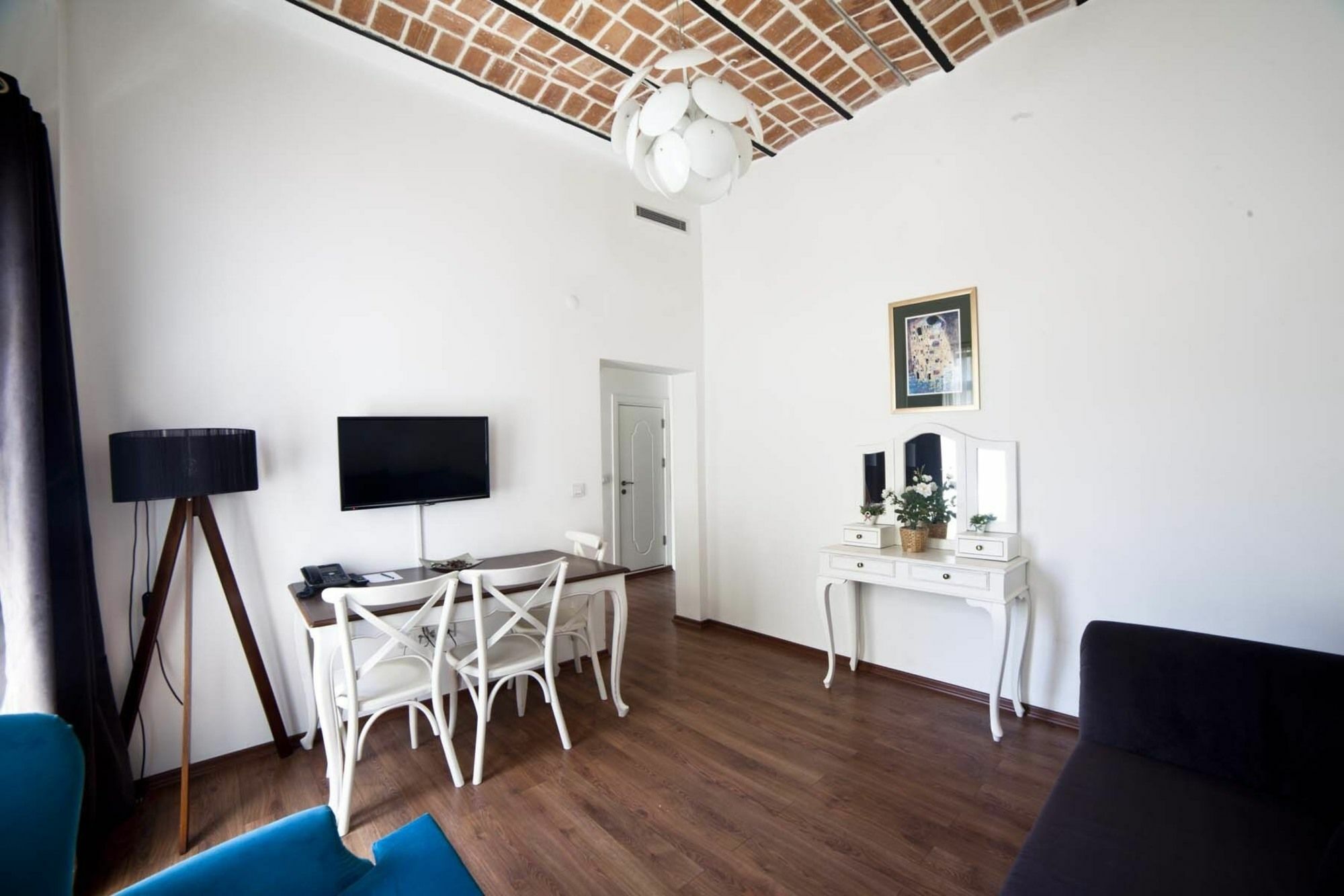 Galata Cicek Suites Istanbul Exterior photo